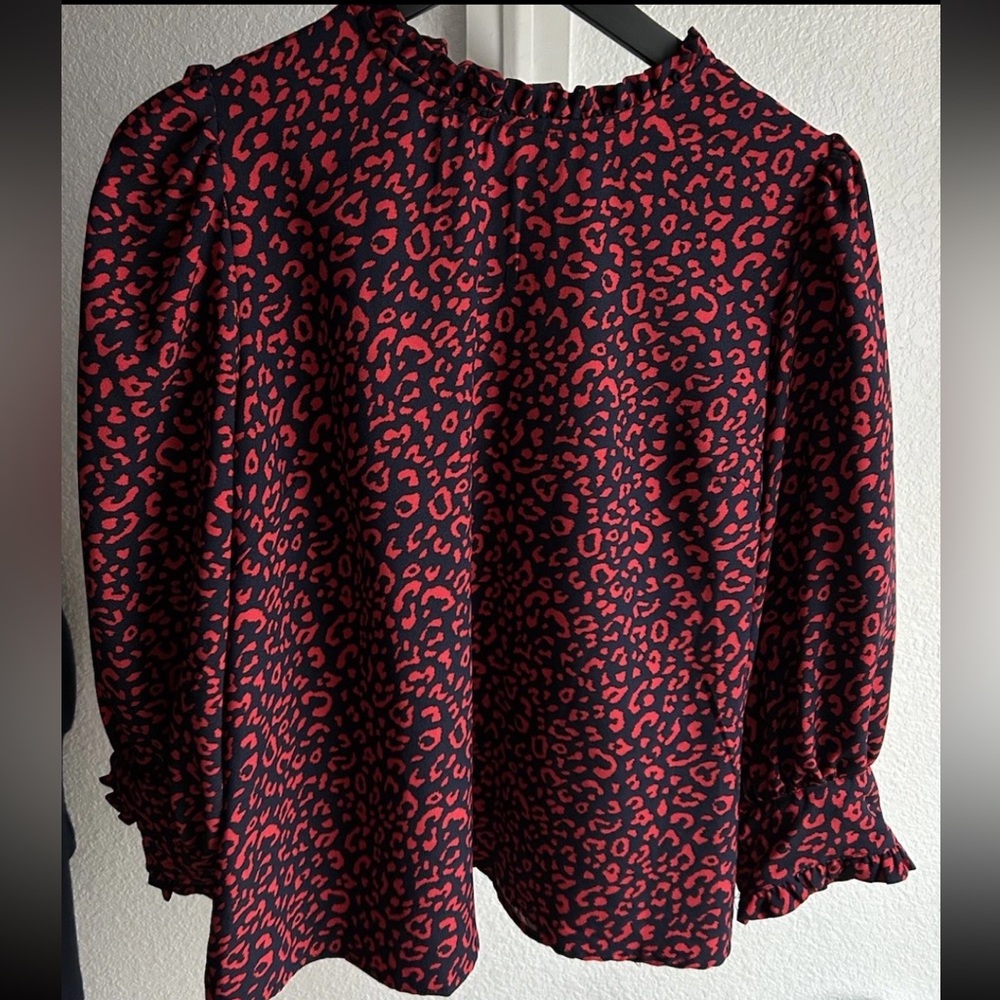 Walmart Scoop Red and Navy Blue Leopard Print Women's Top XL